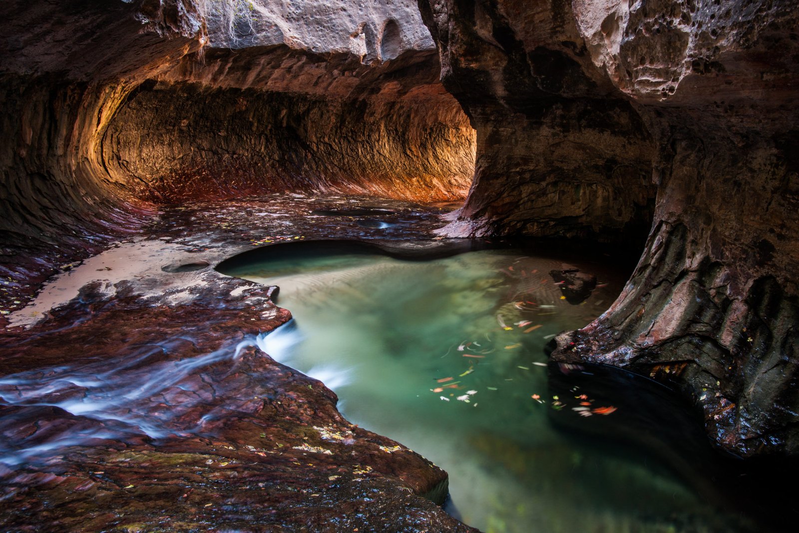 subway in zion